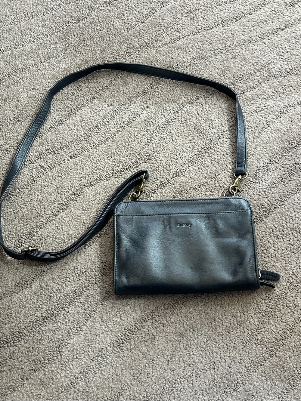 Minooy crossbody Bag/Purse Black